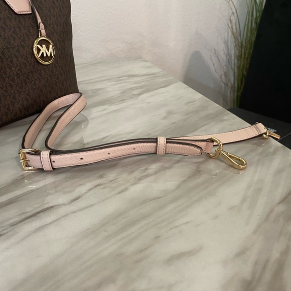 Michael Kors Camille Satchel - Picture 11 of 11